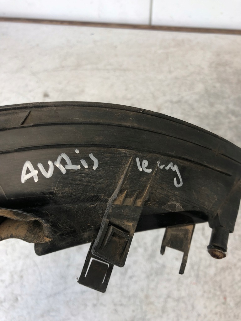 фото №7, Противотуманная фара решётка бампера левая toyota auris i