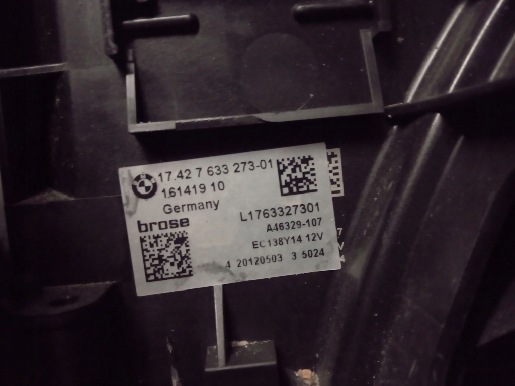 Радиатор воды кондиционера вентилятор моторчик bmw f10 f11 2.0d Цена