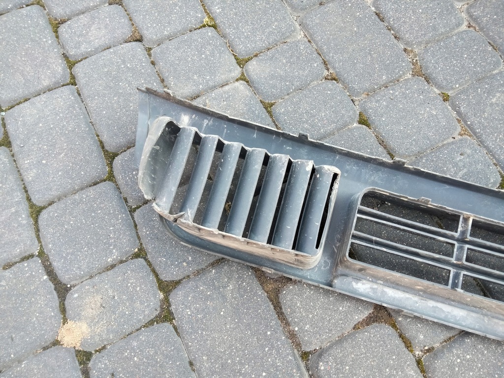 фото №8, Volkswagen оригинальный номер 7h0807719 решётка вентиляционная, бампер