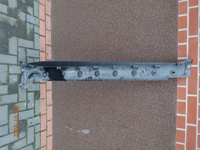 Porsche 992 gt3 9gt порог левая с Разборки