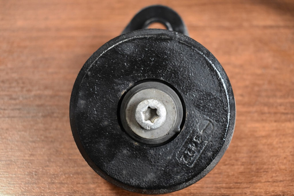 фото №1, Гаситель колебаний левый mercedes w223 1