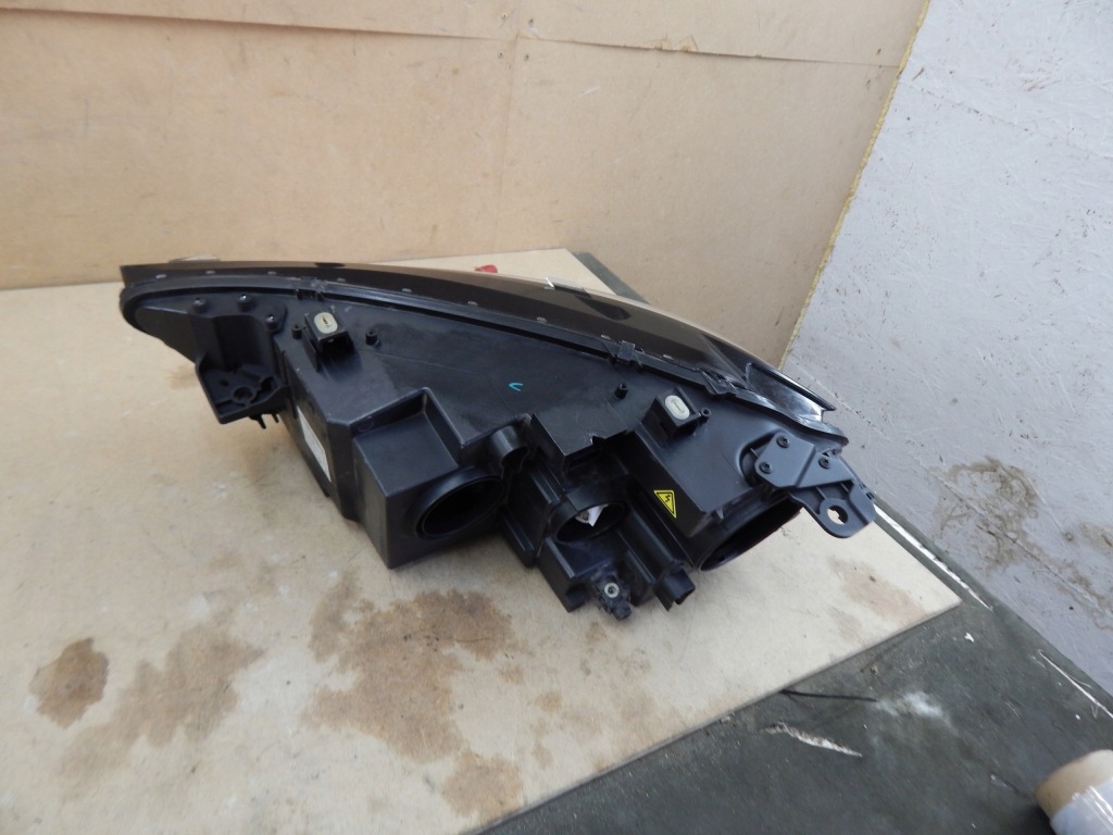 Купити Лампа citroen ds7 crossback права передня правий перед europa 9821750280