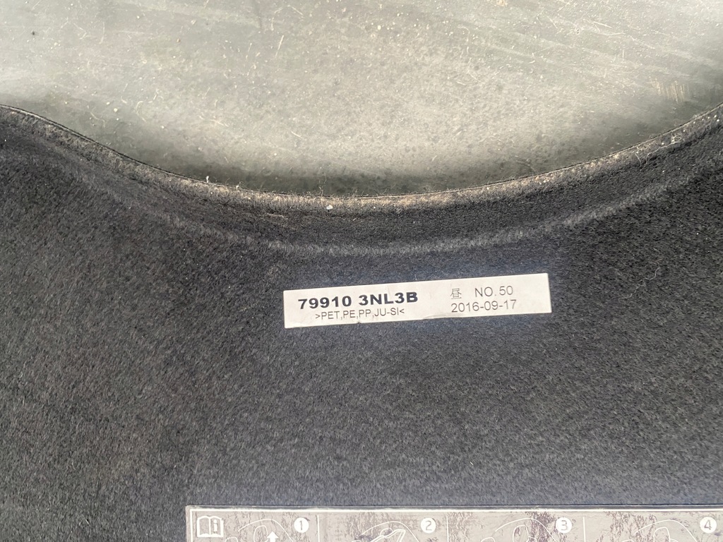 фото №10, Nissan leaf i полиця багажника