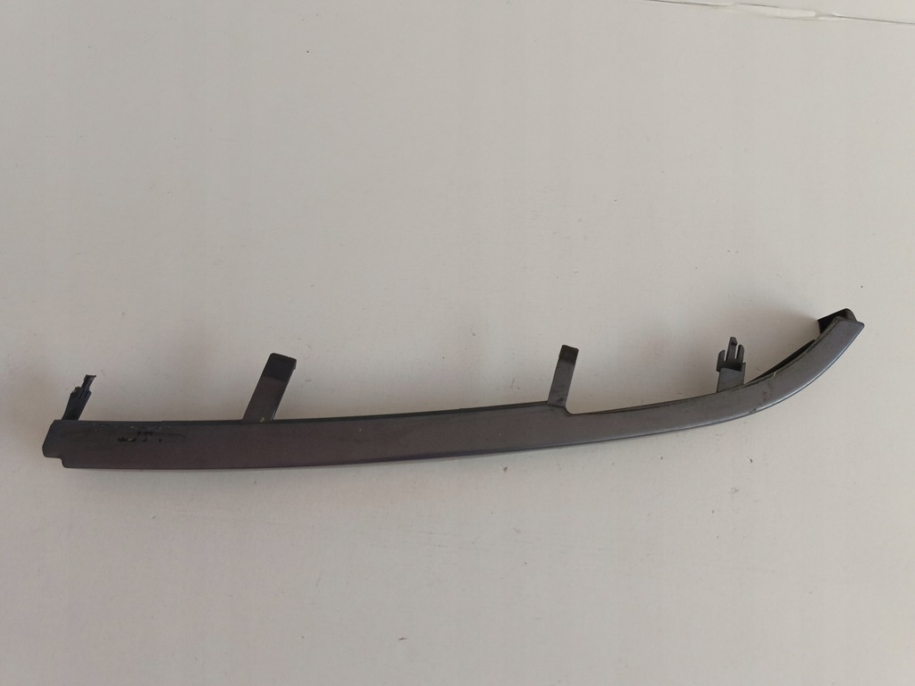 фото №7, Молдинг pod фара права 8208482 bmw e46