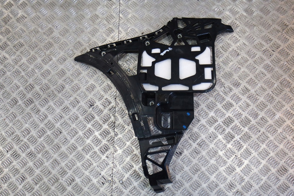 фото №1, Mercedes gle 292 направляющая бампера задняя левый