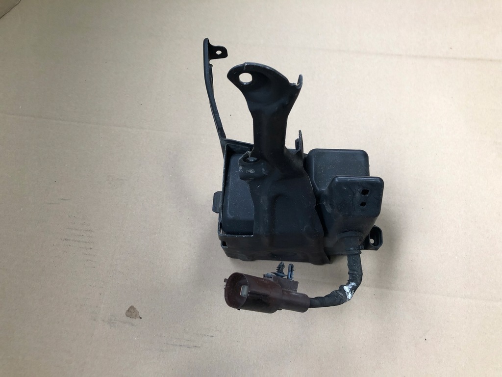 фото №1, Аккумулятор запуск стоп volvo c30 s40 v40 v50 v60 xc