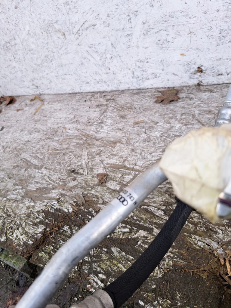 фото №4, Audi q3 8u0820743h трубка кондиционера