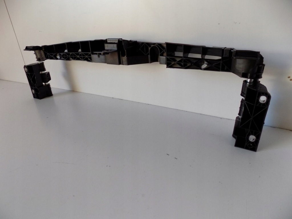 фото №10, Mercedes e klasa w212 кронштейн поперечина - 4317