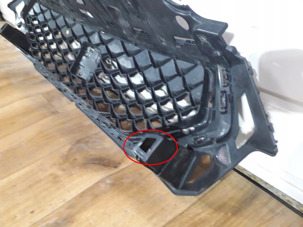 Seat ateca 2020- рестайлинг  решётка  решётка радиатора решётка радиатора Цена