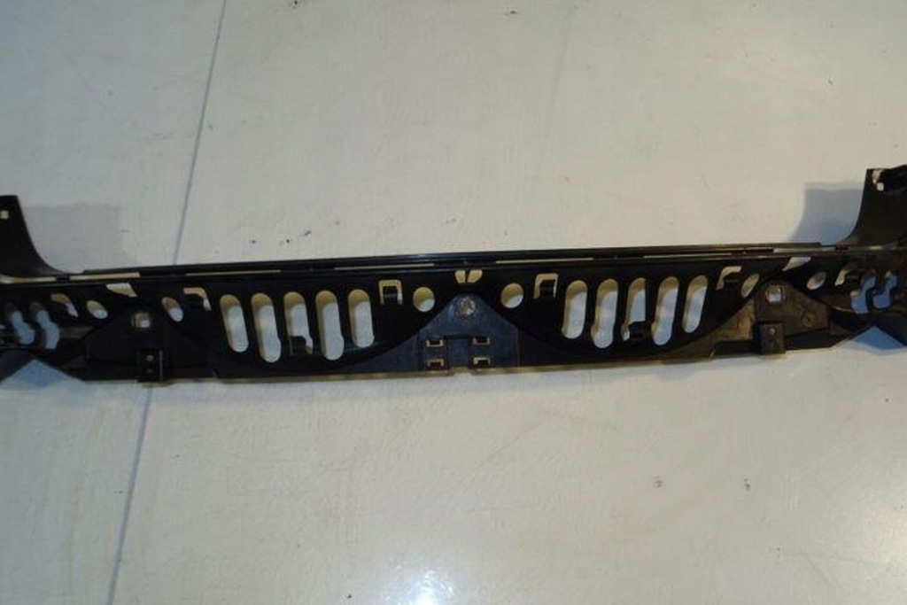 фото №9, Правий напрямна заднього бампера bmw 7 f01, f02 7183883 3.0l дизель 180kw