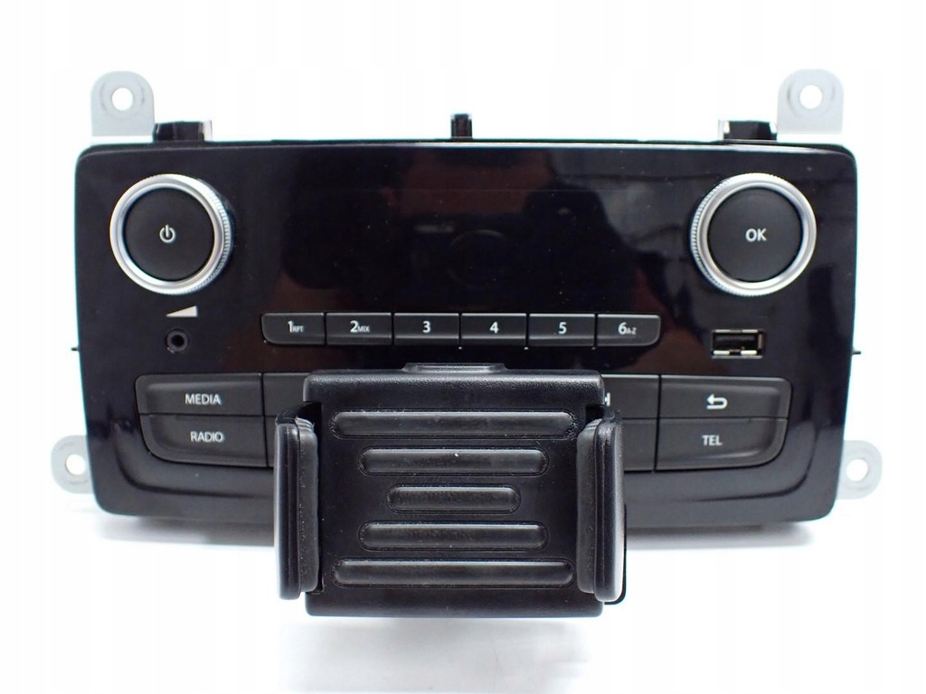 фото №1, Радио заводской оригинал lift 281154216r renault clio iv 19r