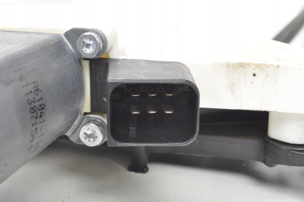 фото №9, Mercedes w172 r172 подъемник стекло левый перед 3d