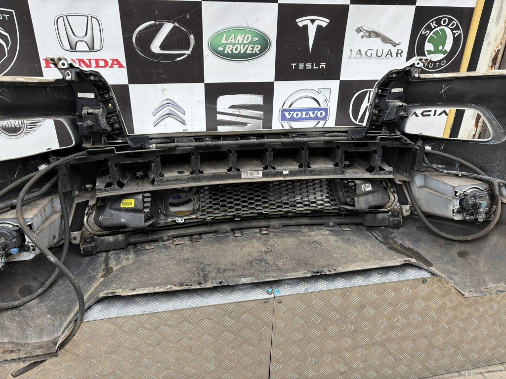 Jeep cherokee kl бампер перед kompletny омивачі 6xpdc 2016r. Ціна