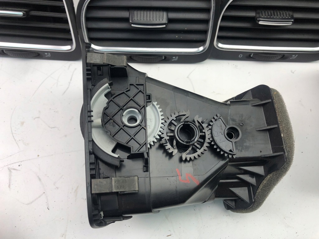 фото №5, Vw golf vi решітка обдув ліва 5k0819703k