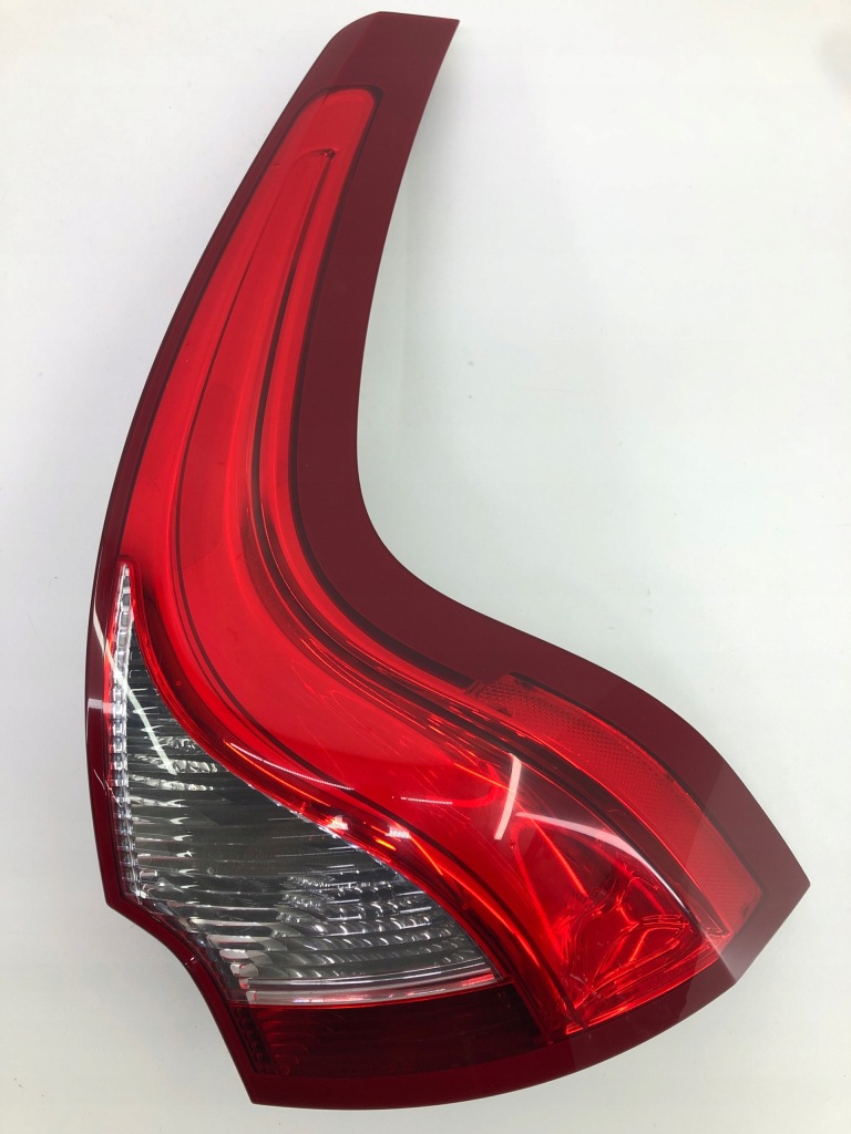 Volvo xc60 lci правый  фара задний led 31323035 Цена