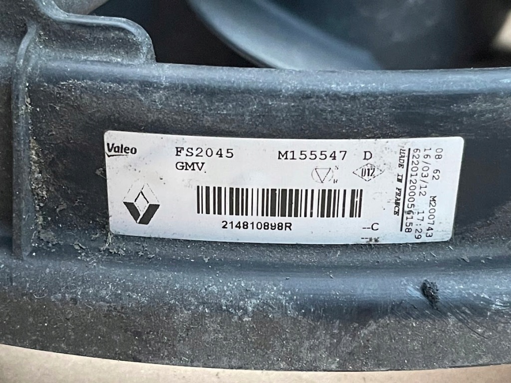Вентилятор радиатора renault scenic 3 рестайлинг  оригинальный номер 214810898r Доставка