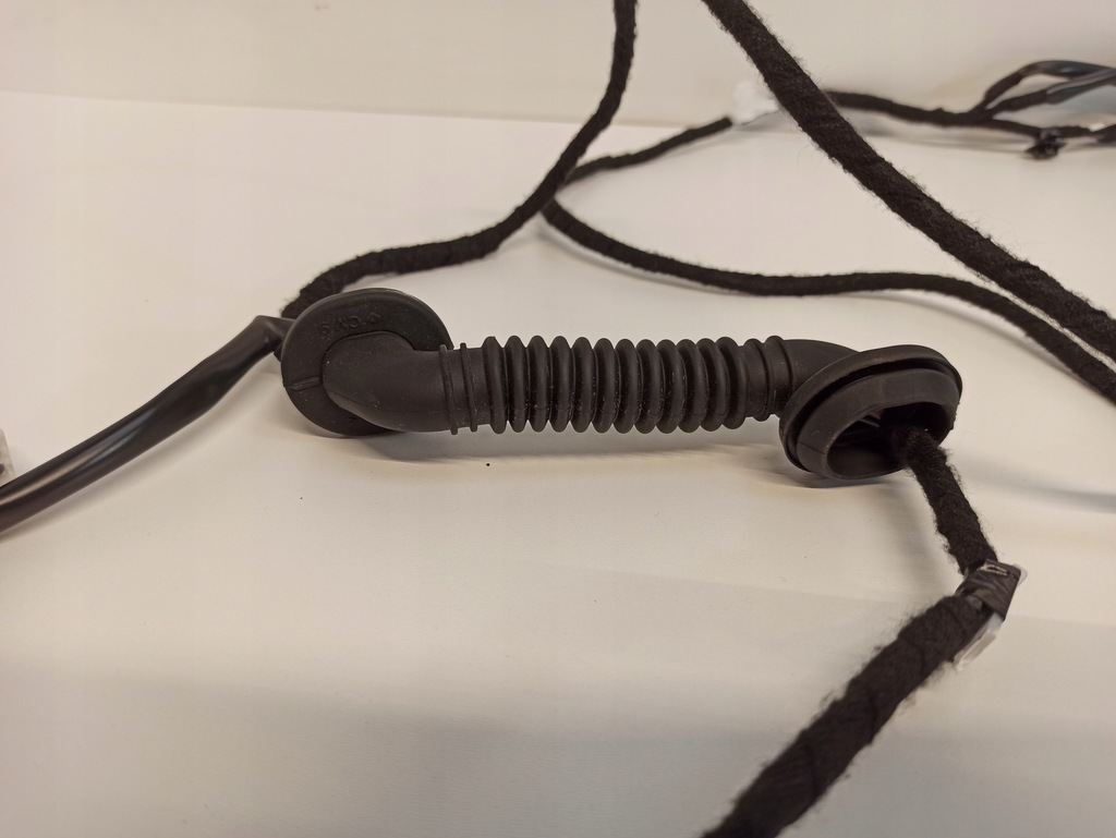 фото №7, Swift mk8 жгут крышки багажника 36680-80s10