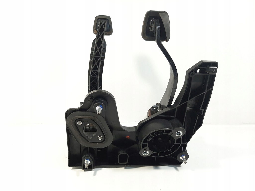 фото №14, Opel astra j 11r 2.0 cdti педали тормоза сцепления