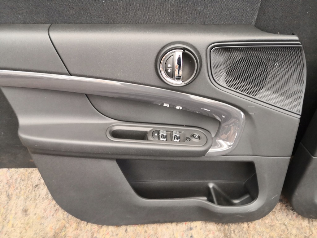 фото №2, Оббивка двері mini f60 countryman ii перед задня