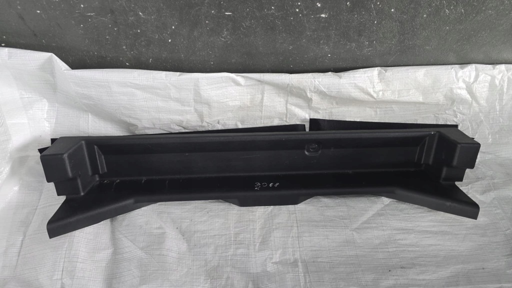 фото №1, Защита сиденье задняя багажника peugeot 3008 ii 9817456977