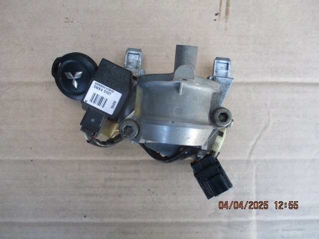 фото №1, Замок запалювання ключ mitsubishi colt smart mr 587813