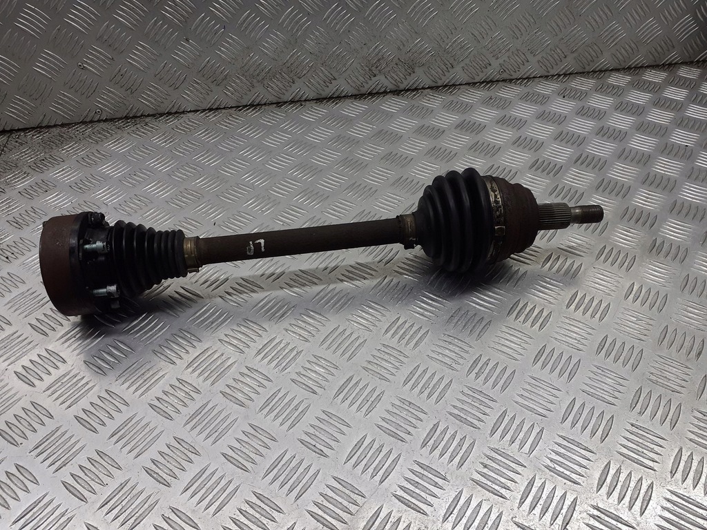 фото №1, Привідний вал ліва audi a3 8l 1.8 06a253041s