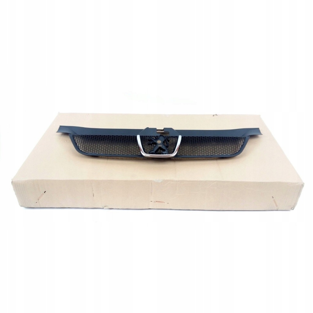 фото №1, Решітка радіатора бампера peugeot 406 12.99-12.04