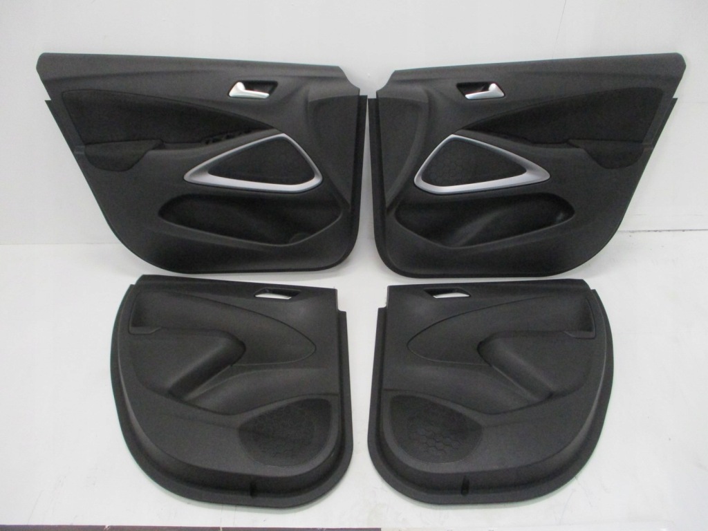 фото №1, Обивка дверь opel crossland x 17r задняя правая