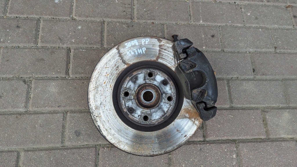 фото №1, Ступица поворотный кулак передняя перед правая peugeot 5008 i 1.6 thp