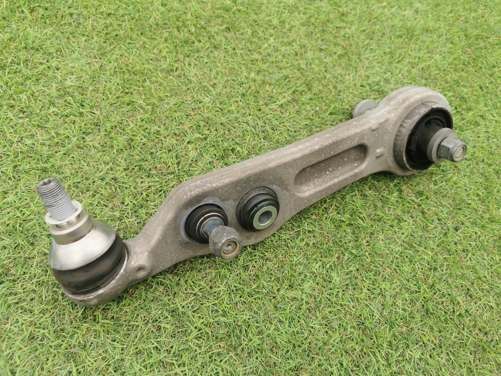 фото №1, Mercedes sl 231 рычаг левый нижний перед