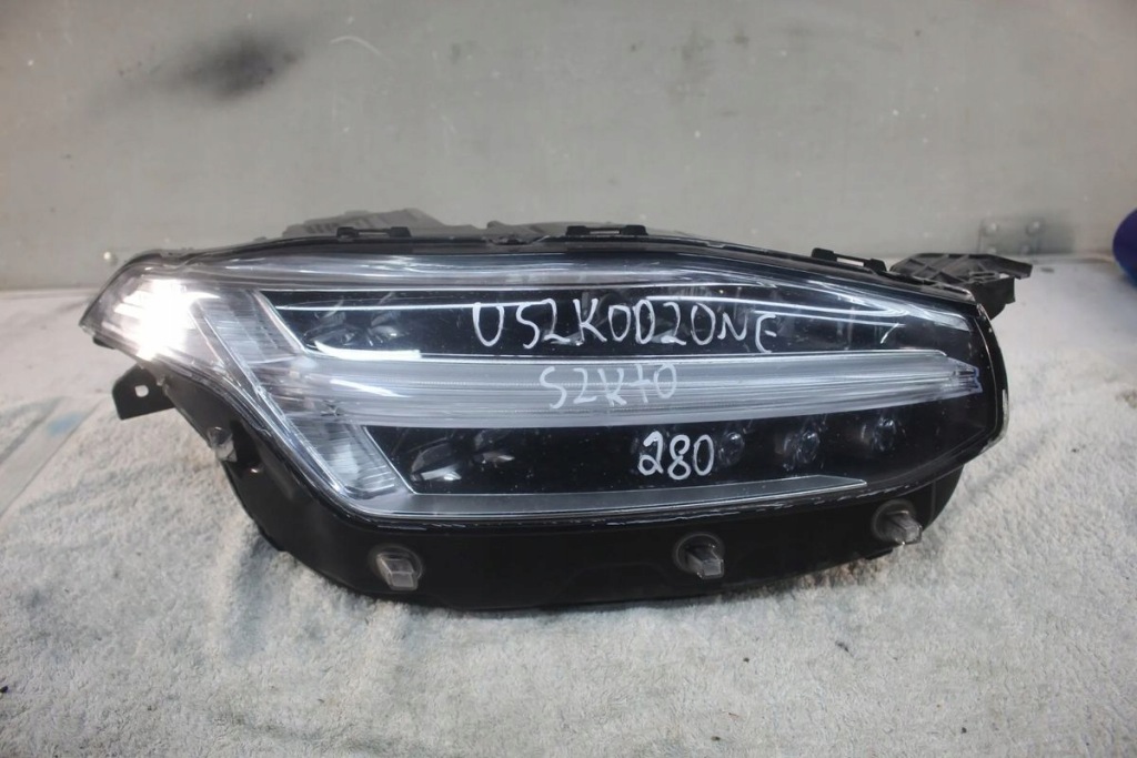 Купить Фара правый  перед передняя volvo xc90 full led 2 2 32262026