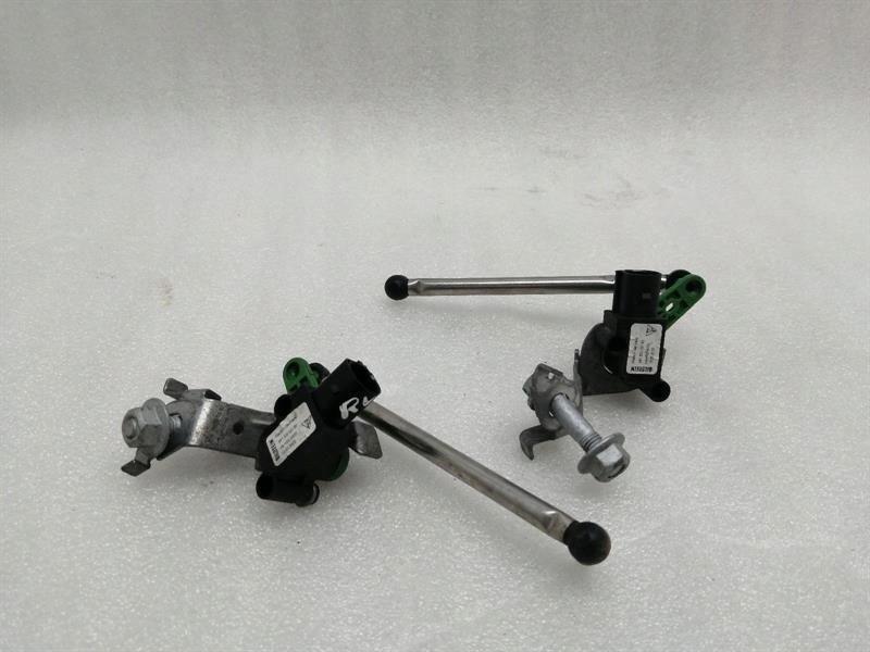 Купити Датчик porsche 9813330180