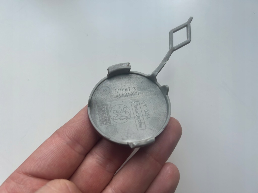 фото №12, Peugeot 208 i 2012-2015 заглушка фаркоп задня оригінал