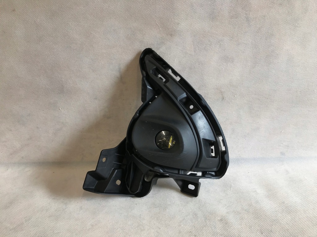 фото №1, Mazda 2 dj iii противотуманная фара led левый 14-20