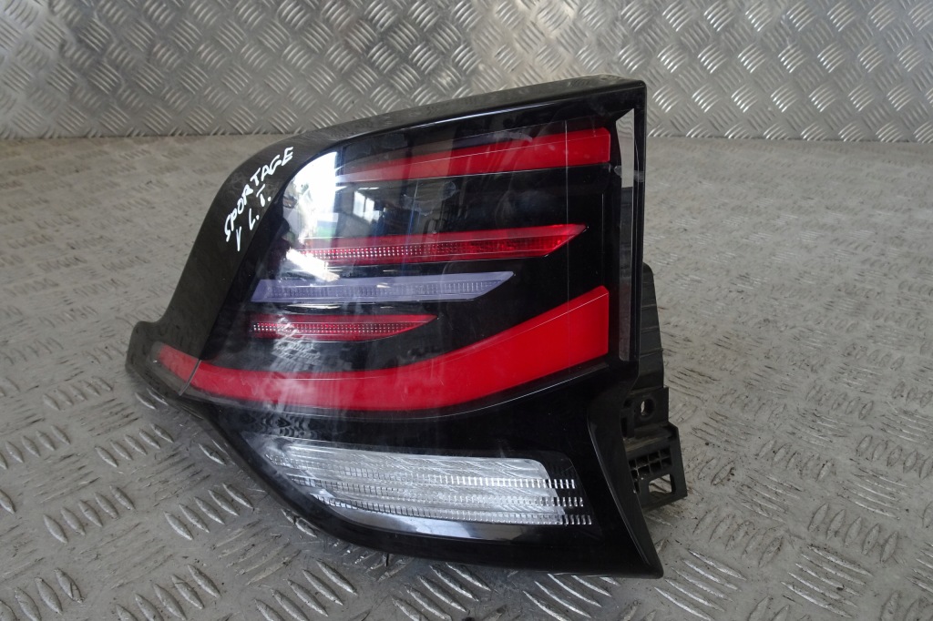 фото №2, Kia sportage v лампа задняя левая 92401-r2000 оригинал 2023r