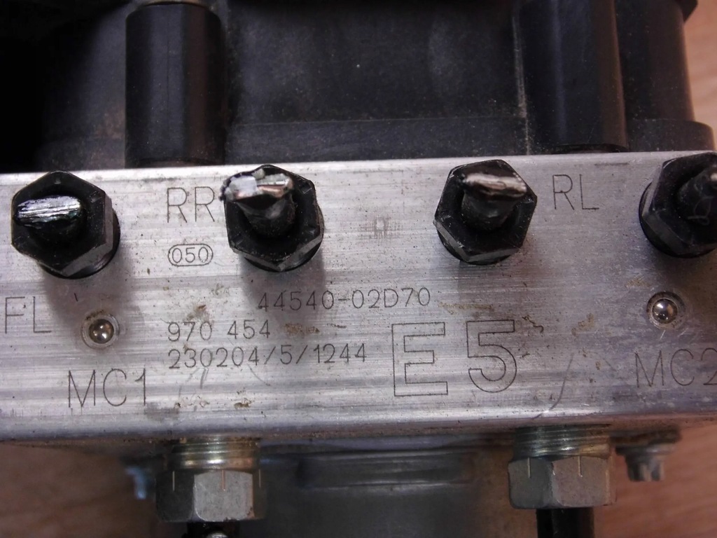 фото №8, Toyota corolla e21 1.8 hybrid 2023 насос abs 0265298208 0265957117