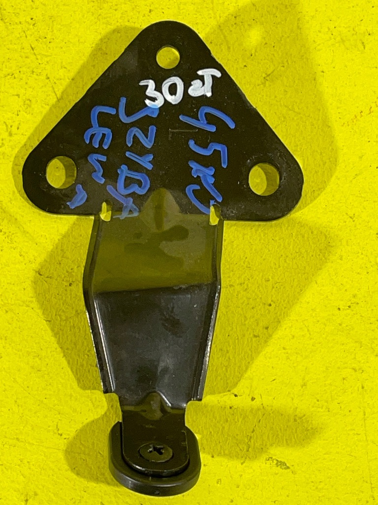 фото №1, Ford galaxy mk3 - кронштейн стекло правый задняя