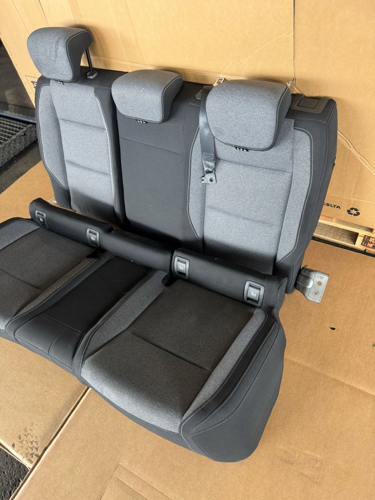 фото №6, Renault megane v e-tech сидіння заднє сидіння сидіння салон оббивка комплект