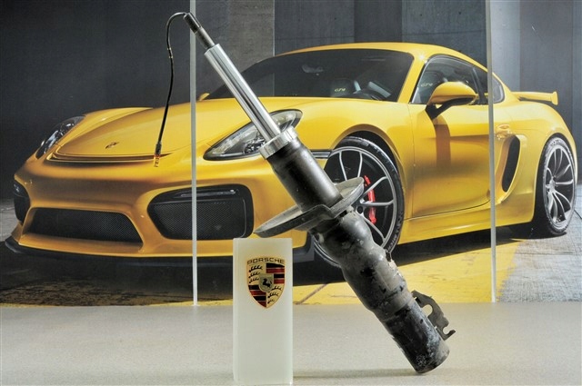 фото №1, Porsche 987 cayman амортизатор el. reg. pasm, задня