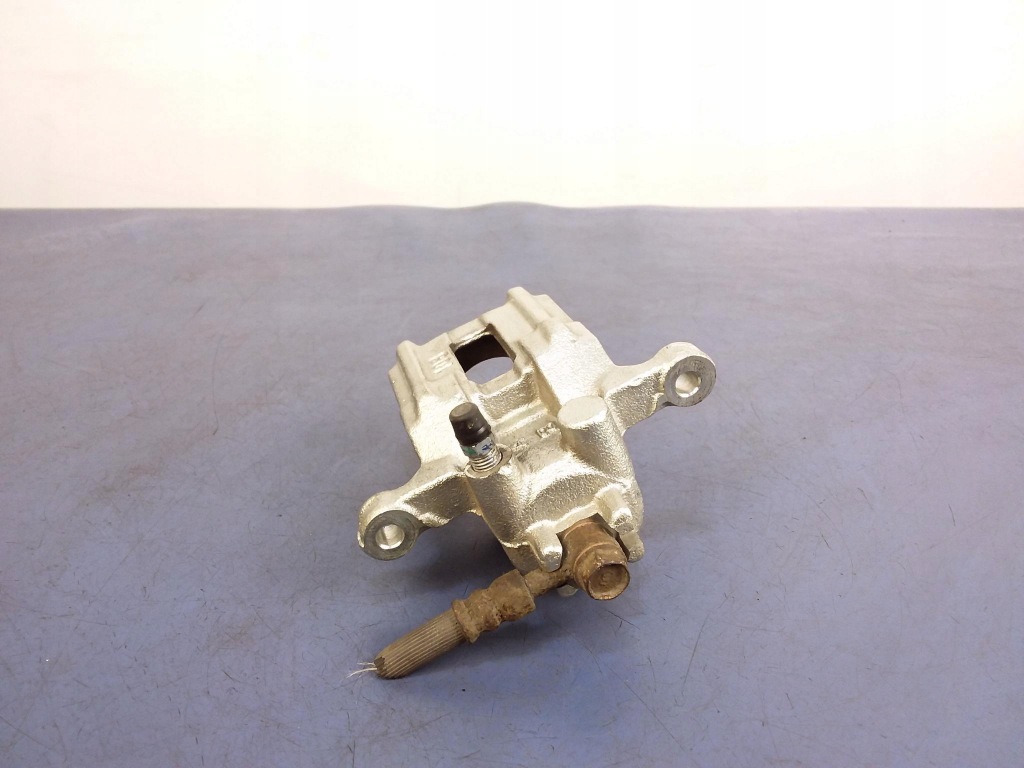 фото №2, Honda accord vii kombi супорт задня правий