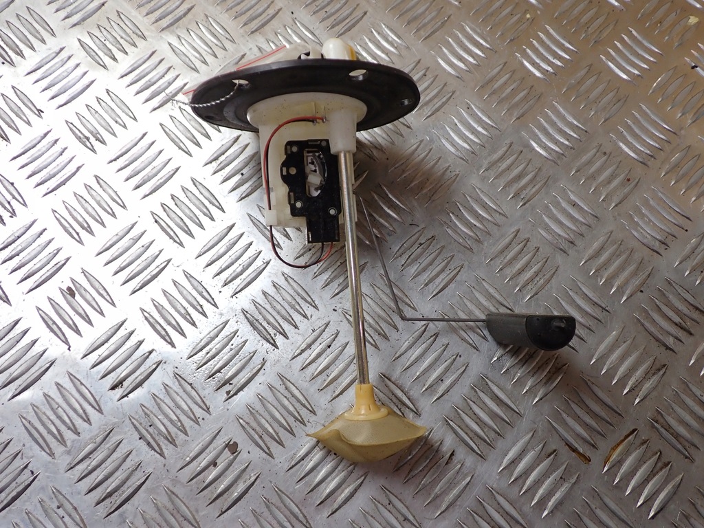 фото №1, Поплавок датчик насос топлива subaru forester iii 2008r 2.0 awd 10688