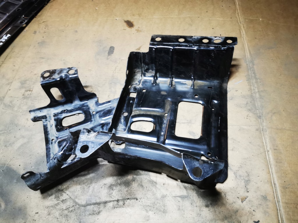 Купить Jeep grand cherokee wl кронштейн 8788aa