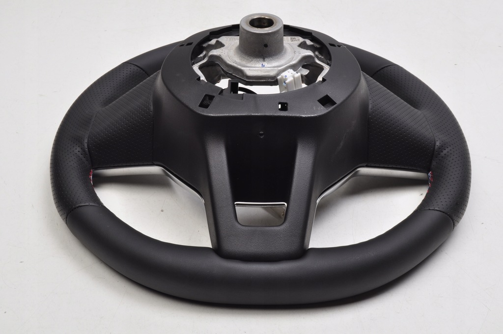 фото №7, Renault captur ii воздуховод кожаный многофункциональный 484001330r