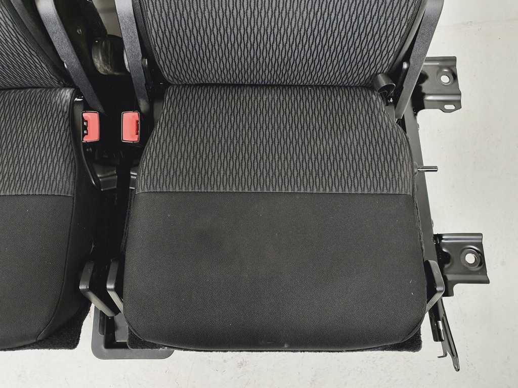 фото №2, Сиденья iii ряд land rover discovery iv l319