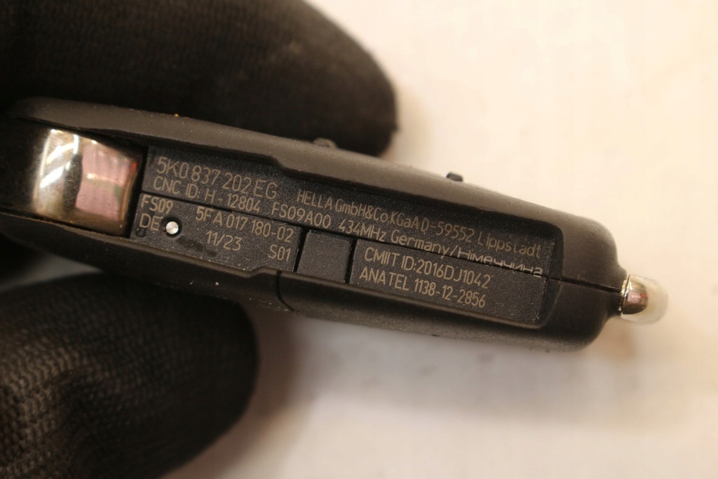 фото №5, Pilot 5k0837202eg vw up lift e-up 23r.