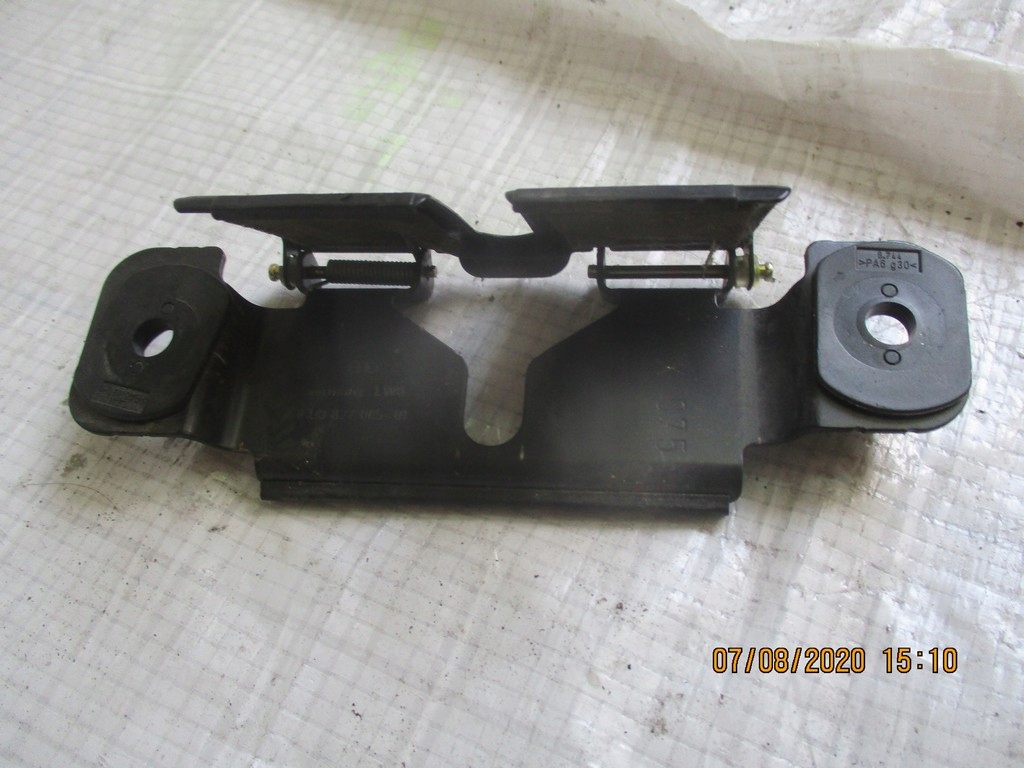 Засов крышки багажника 8d9827085 audi a4 b5 рестайлинг в Украине