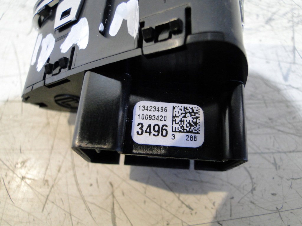 Opel adam кнопка city підсилювача керма 13423496 Київ