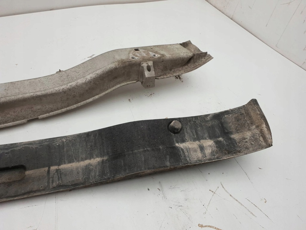 фото №10, Bmw 7 e65 e66 2006 с задний поперечина бампера заднего