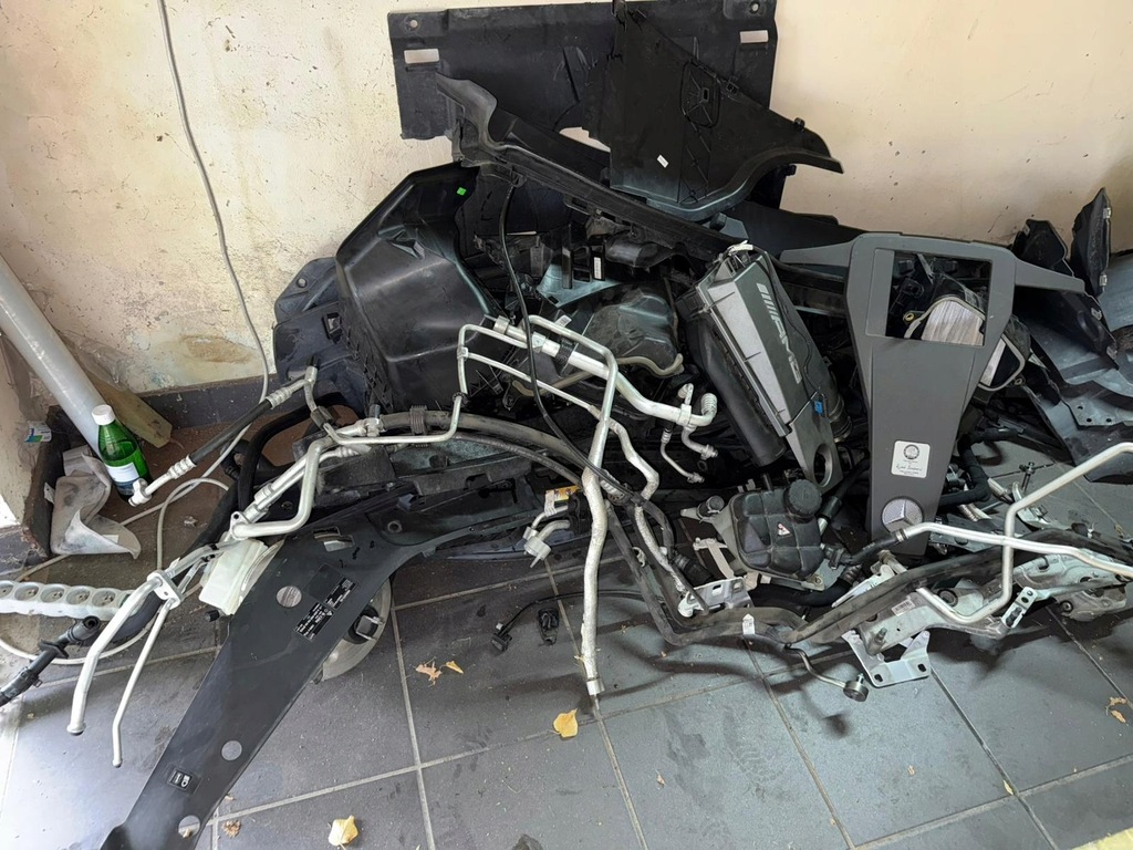 фото №15, Перед kompletny mercedes gls 6.3 amg x166 цвет 799 оригинал