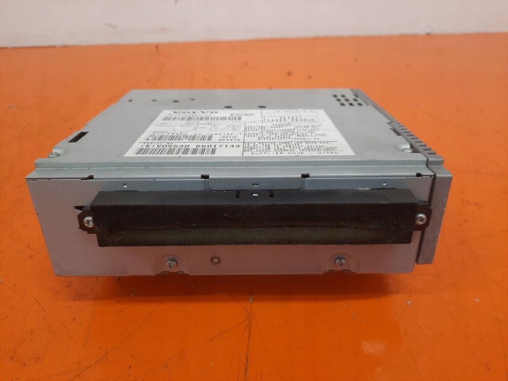 фото №1, Volvo v50 i 03-011 радиопроигрыватель радио 30752889ad d4204t